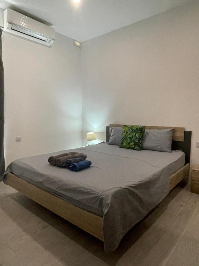 City Center Properties - Modern Room With Ac & Ensuit Bathroom - Room 1 St. Paul's Bay Exterior foto
